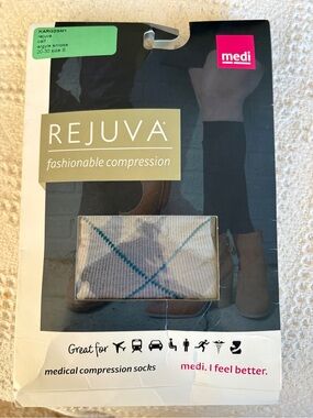 Rejuva Calf Argyle Smoke Compression Socks, NWT, Size Small